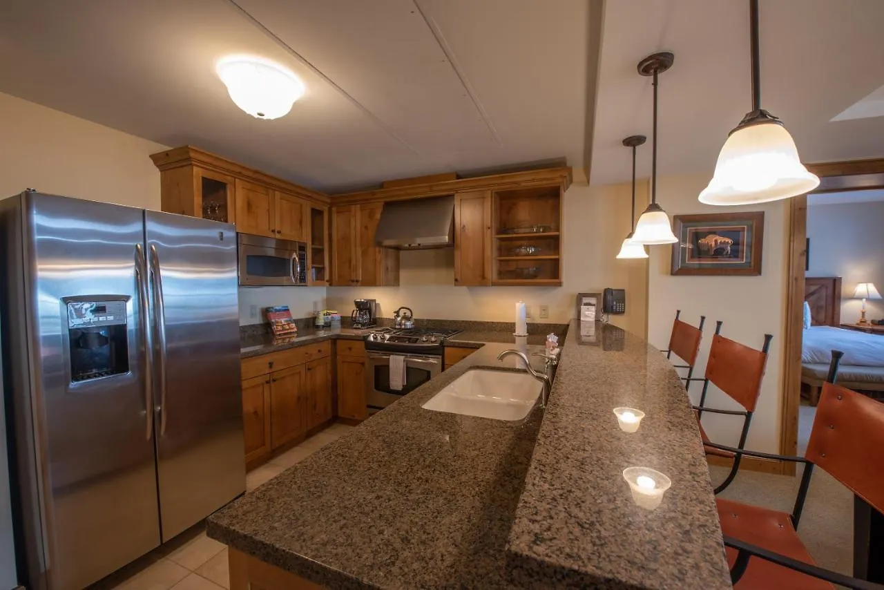 Floor 2 Bedroom In Mountaineer Square- Slopeside * Crested Butte