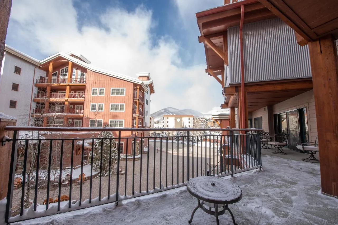 Slopeside Unit With Kitchenette