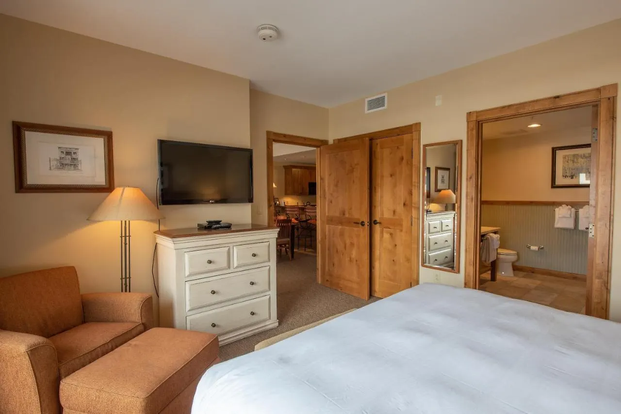 Updated 1 Bedroom In Mountaineer Square Apartment *