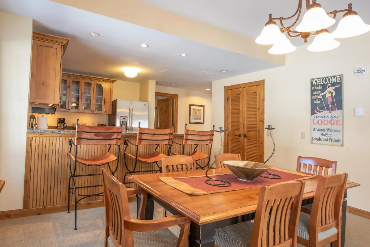 Apartment Wheelchair Accessible 2-bedroom - Slopeside