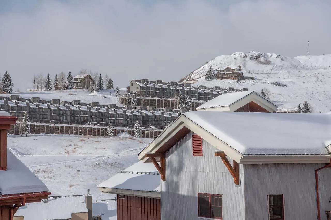 Floor 2 Bedroom In Mountaineer Square- Slopeside Apartment