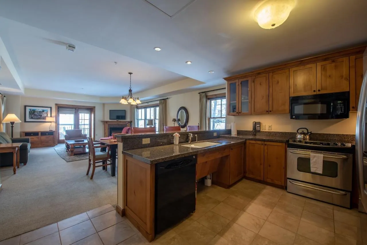 Wheelchair Accessible 2-bedroom - Slopeside Apartment