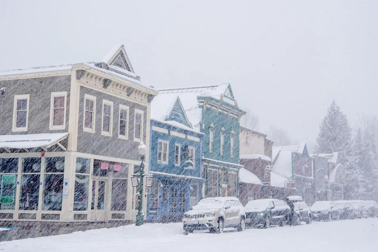 Apartment Updated 1 Bedroom In Mountaineer Square Crested Butte