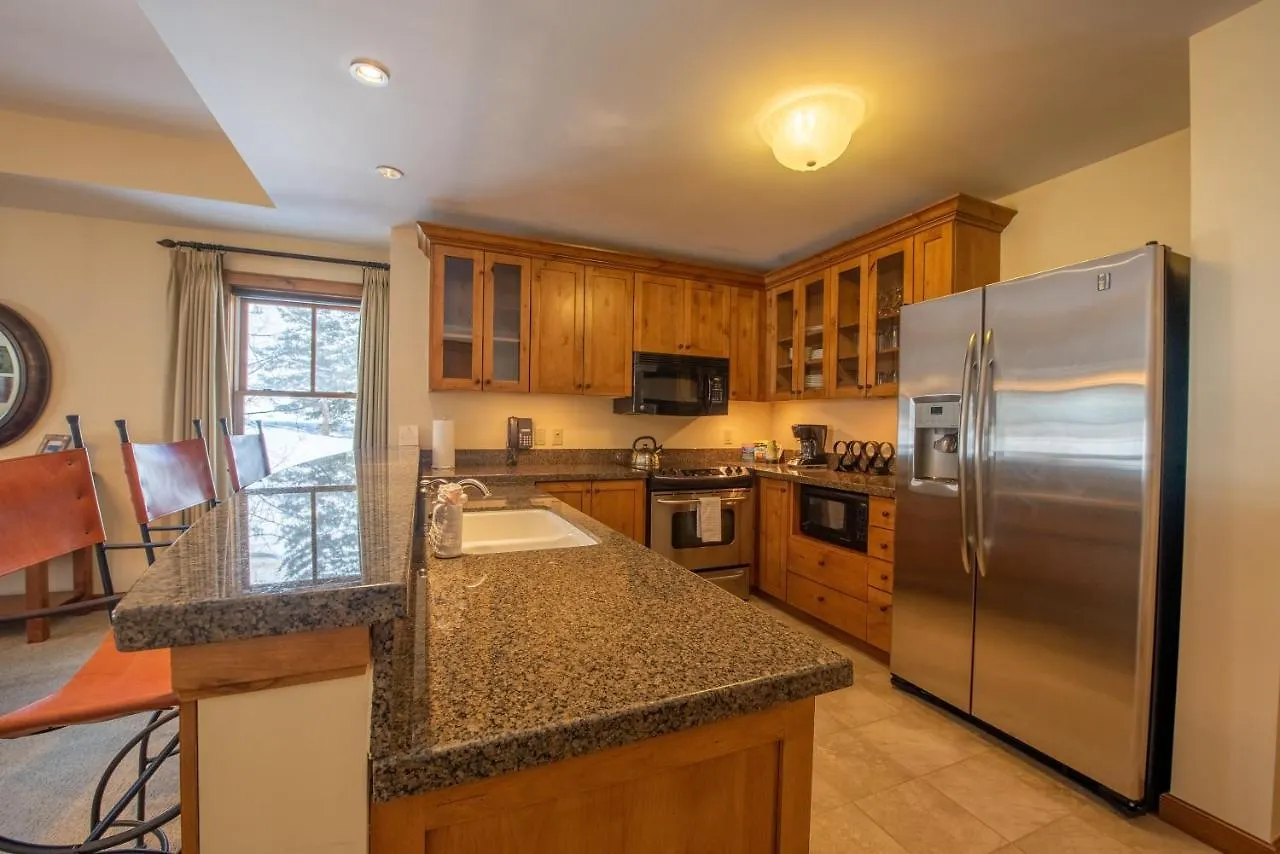 Apartment Wheelchair Accessible 2-bedroom - Slopeside Crested Butte