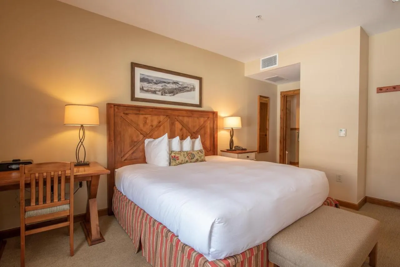 Wheelchair Accessible 2-bedroom - Slopeside Apartment