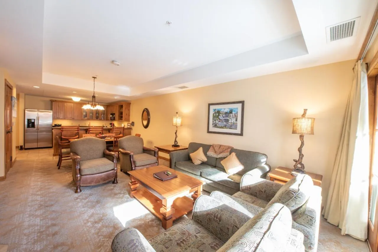 Apartment Comfortable & Spacious 2 Bedroom Unit In Mountaineer Square *