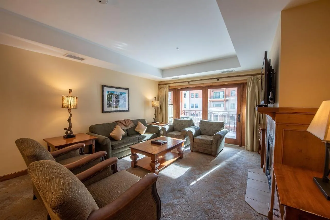 Apartment Comfortable & Spacious 2 Bedroom Unit In Mountaineer Square *