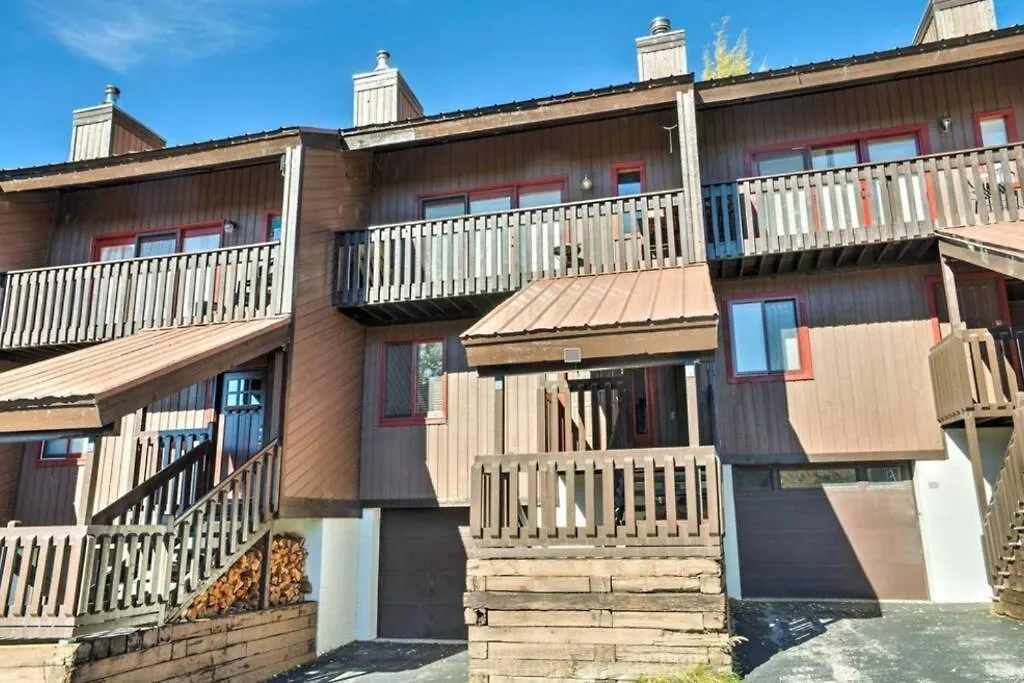 Holiday home In, Walk Out! The Perfect Mountain Retreat! *