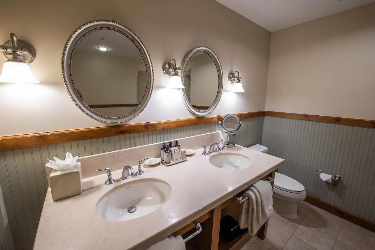 Spacious 3 Bedroom With 4 Beds And Sleeper Sofa *