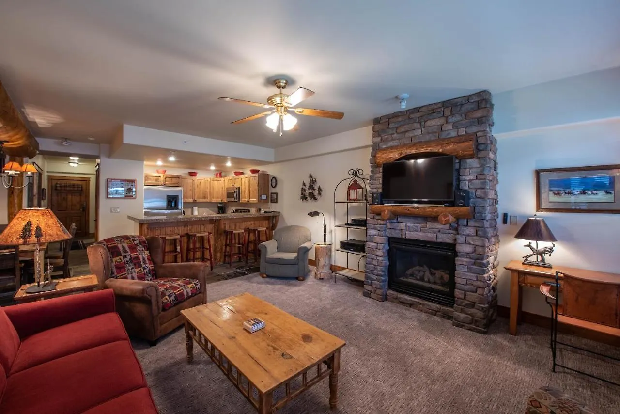 3 Br- Sleeps 8 With Jetted Tub - No Cf *
