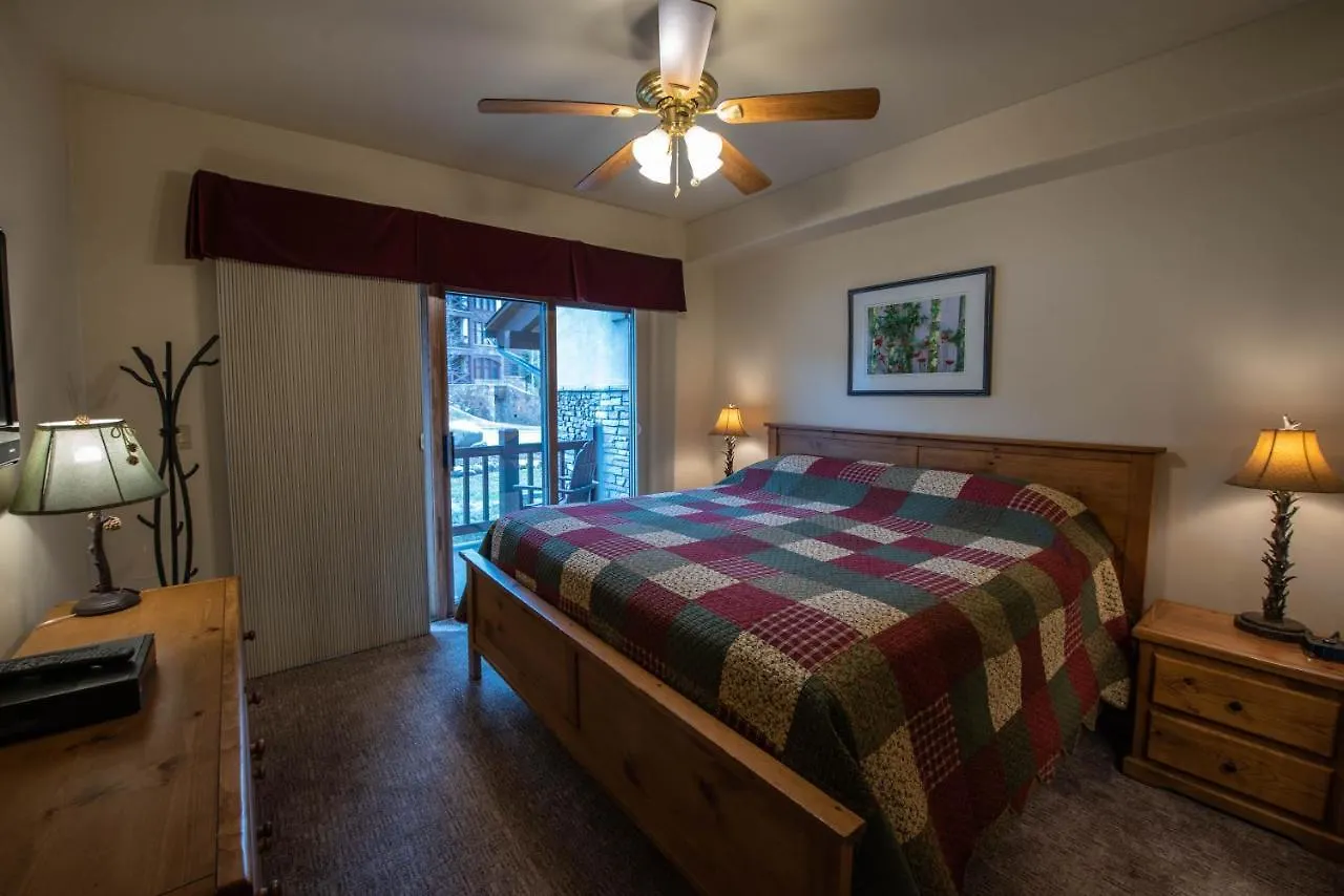 3 Br- Sleeps 8 With Jetted Tub - No Cf *