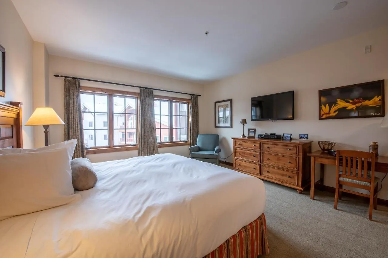 Large 3 Bedroom 4 Bathroom In Mountaineer Square * Crested Butte