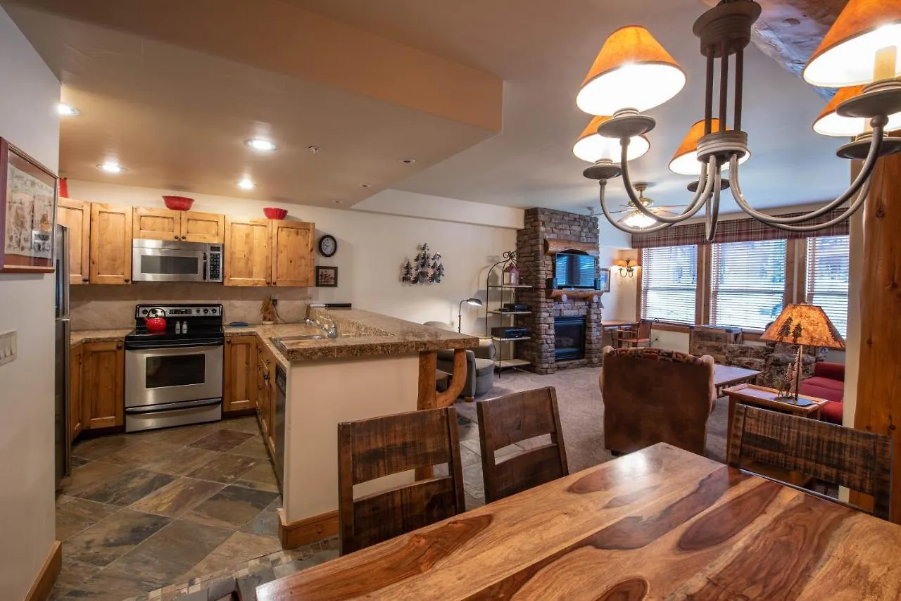 Apartment 3 Br- Sleeps 8 With Jetted Tub - No Cf