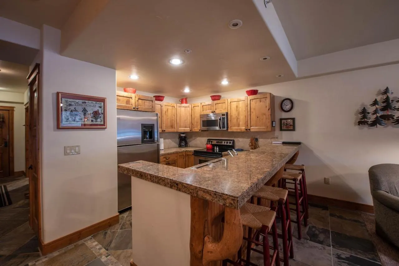 Apartment 3 Br- Sleeps 8 With Jetted Tub - No Cf