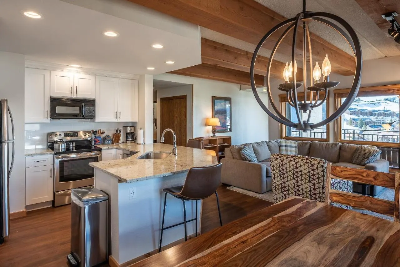 Recently Updated Plaza Crested Butte