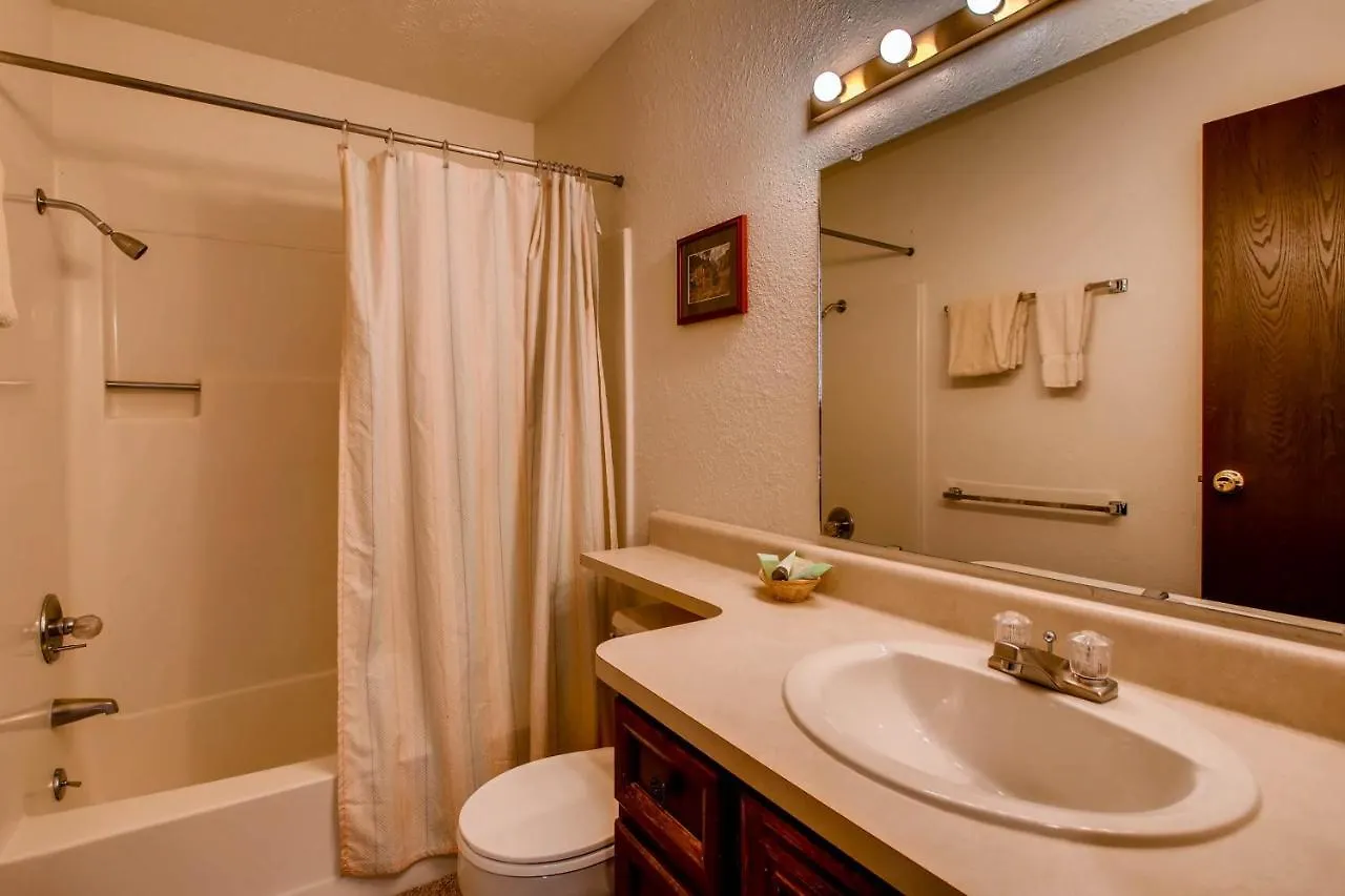 Unique, Mountain 4 Bedroom Crested Butte