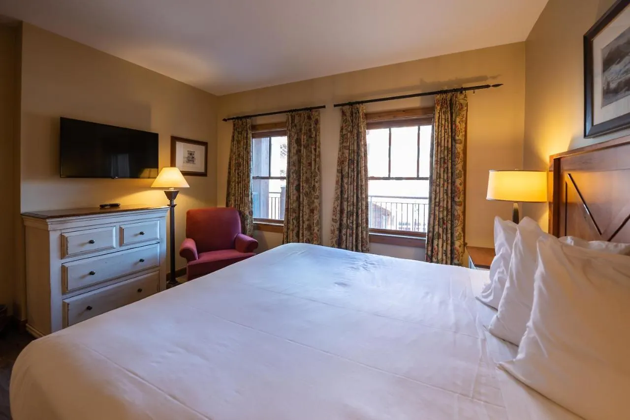 Two Bedroom With A Balcony In Mountaineer Square Apartment Crested Butte