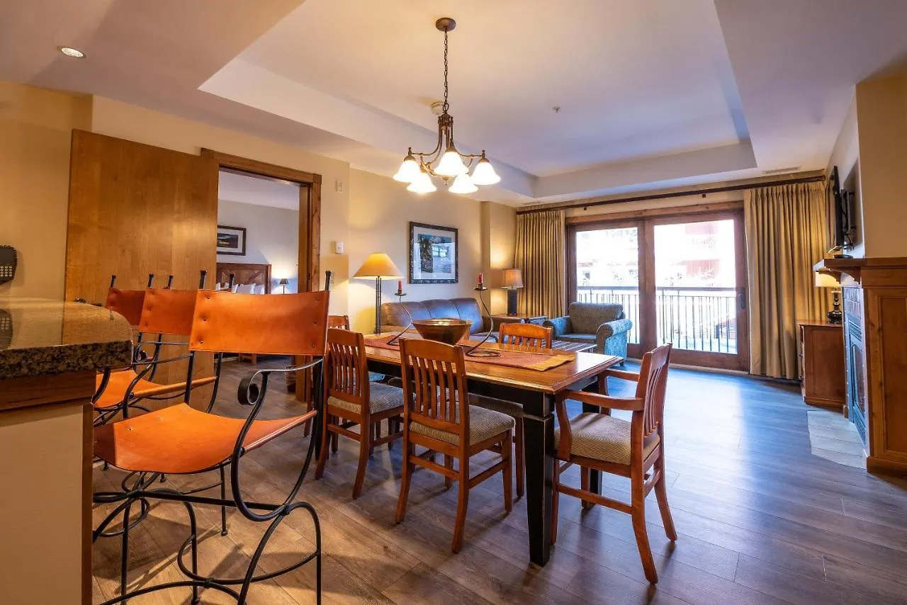 Two Bedroom With A Balcony In Mountaineer Square