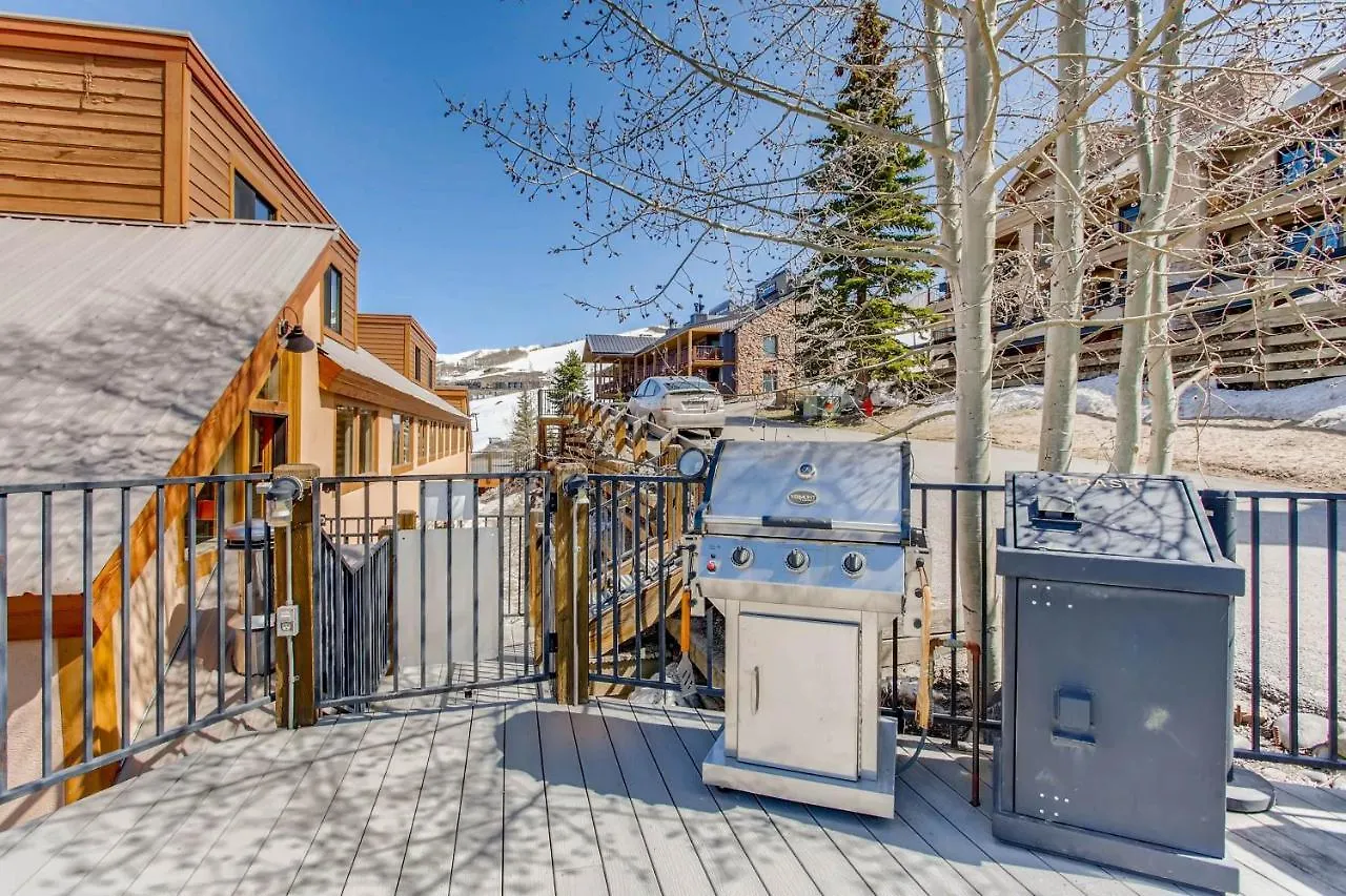 Unique, Mountain 4 Bedroom *