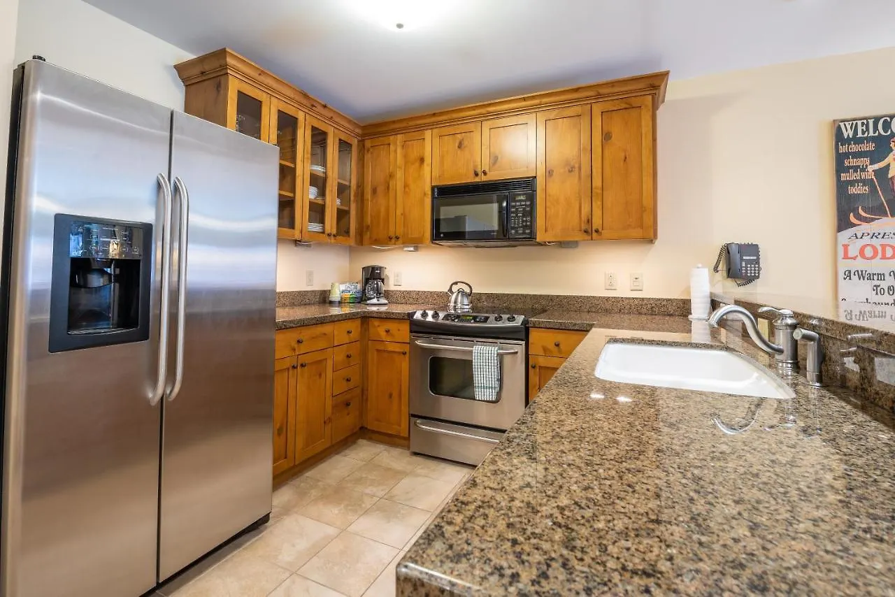 One Bedroom With Large Balcony Over Mountaineer Square Apartment Crested Butte