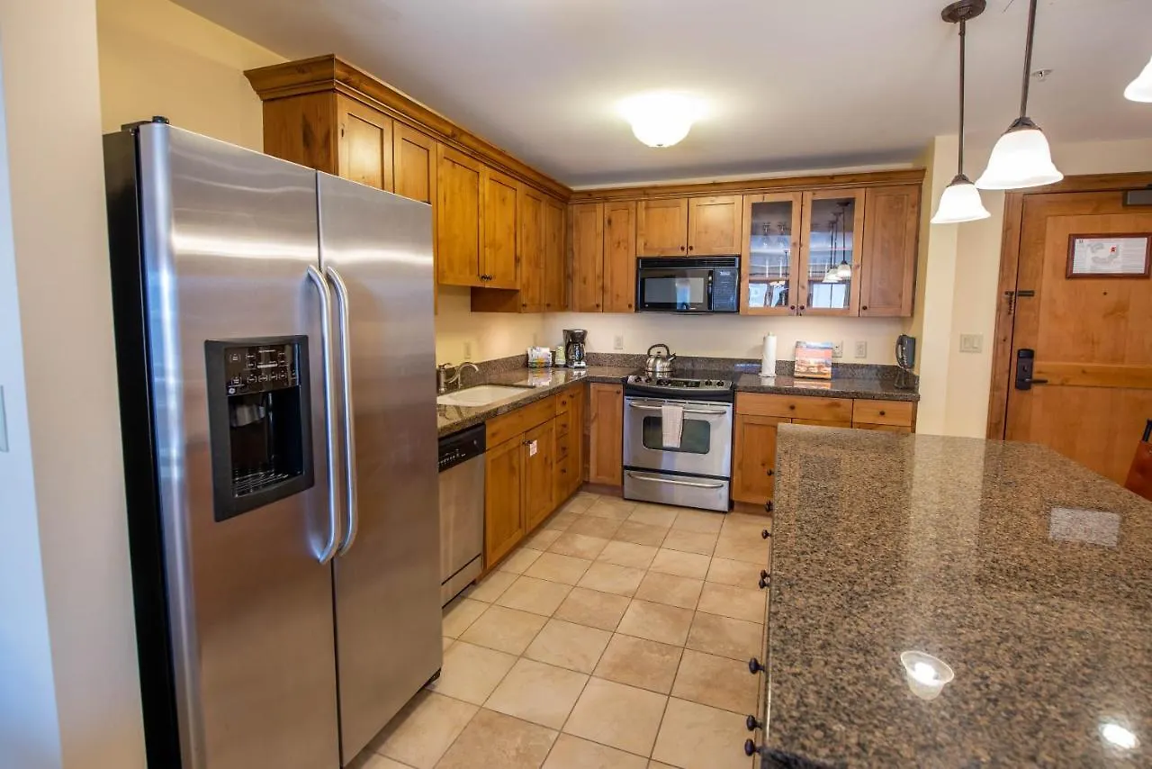 Apartment Spacious 3 Bedroom With Balcony In Mountaineer Square Crested Butte