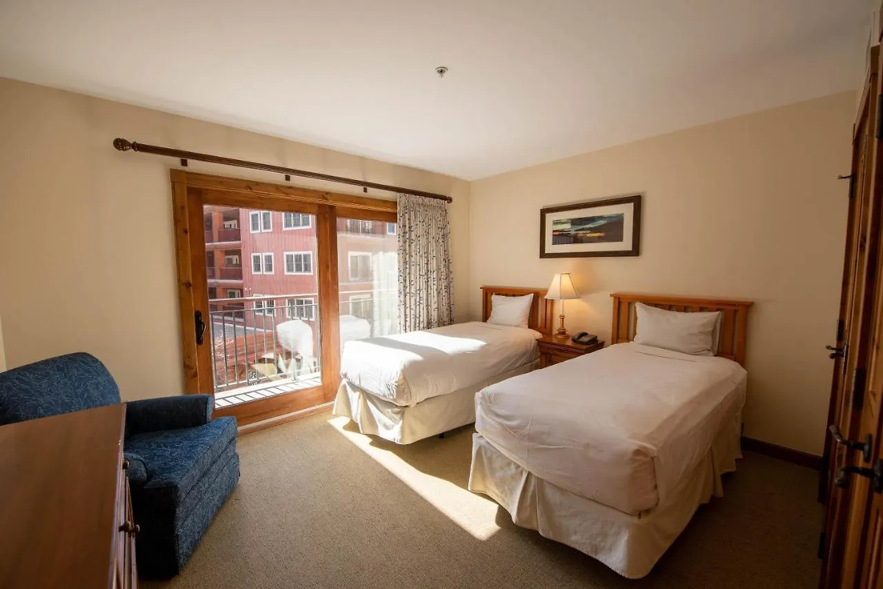Spacious 3 Bedroom With Balcony In Mountaineer Square Crested Butte