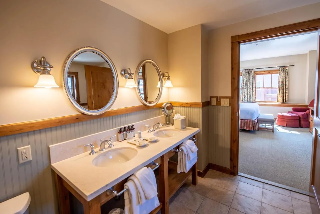 Spacious 3 Bedroom With Balcony In Mountaineer Square * Crested Butte