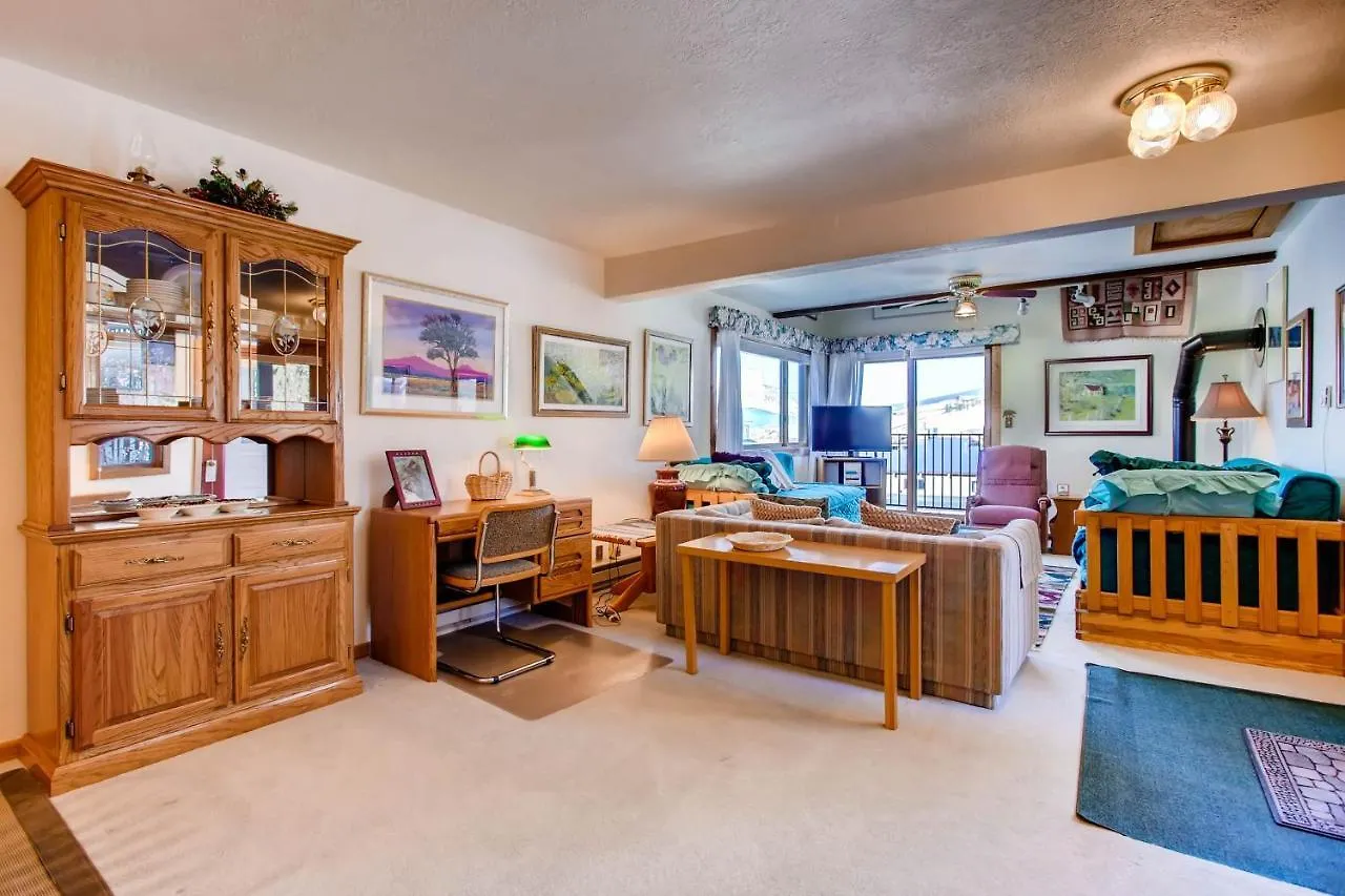 Apartment Ski-in Ski-out Private Balcony & Fireplace *