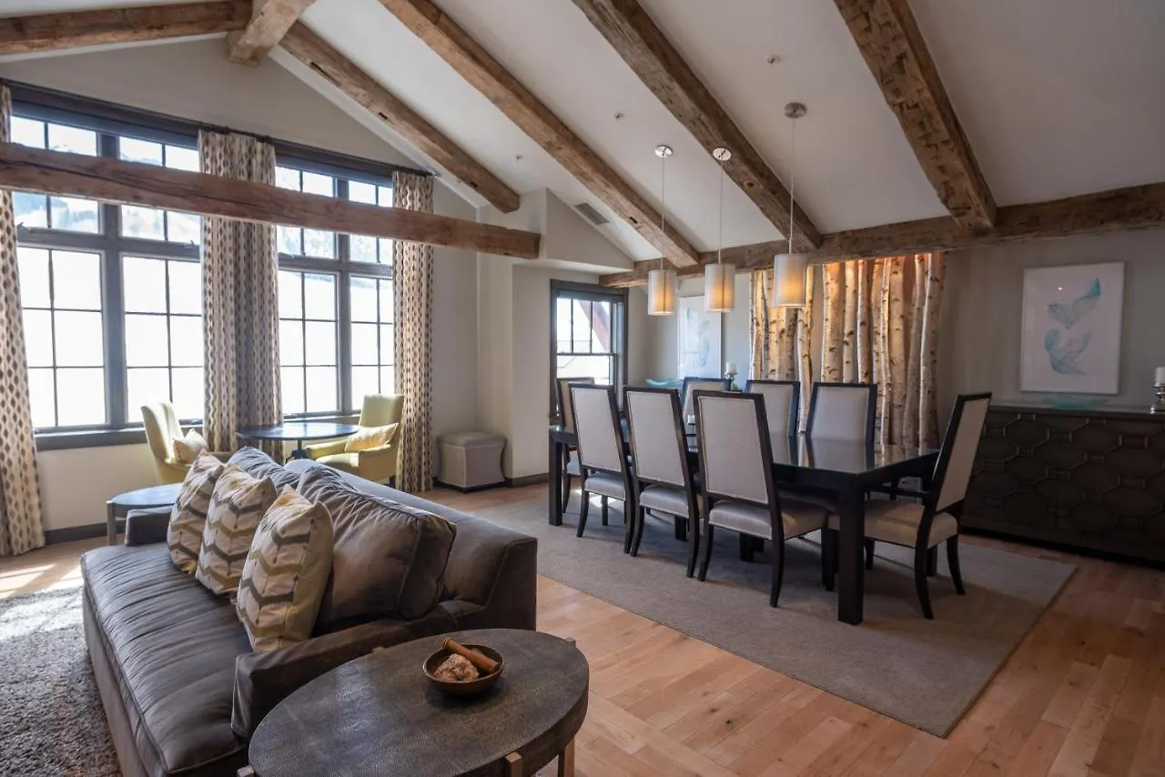 Three Bedroom Mountain Chic 6th Floor Penthouse With Amazing View Apartment *