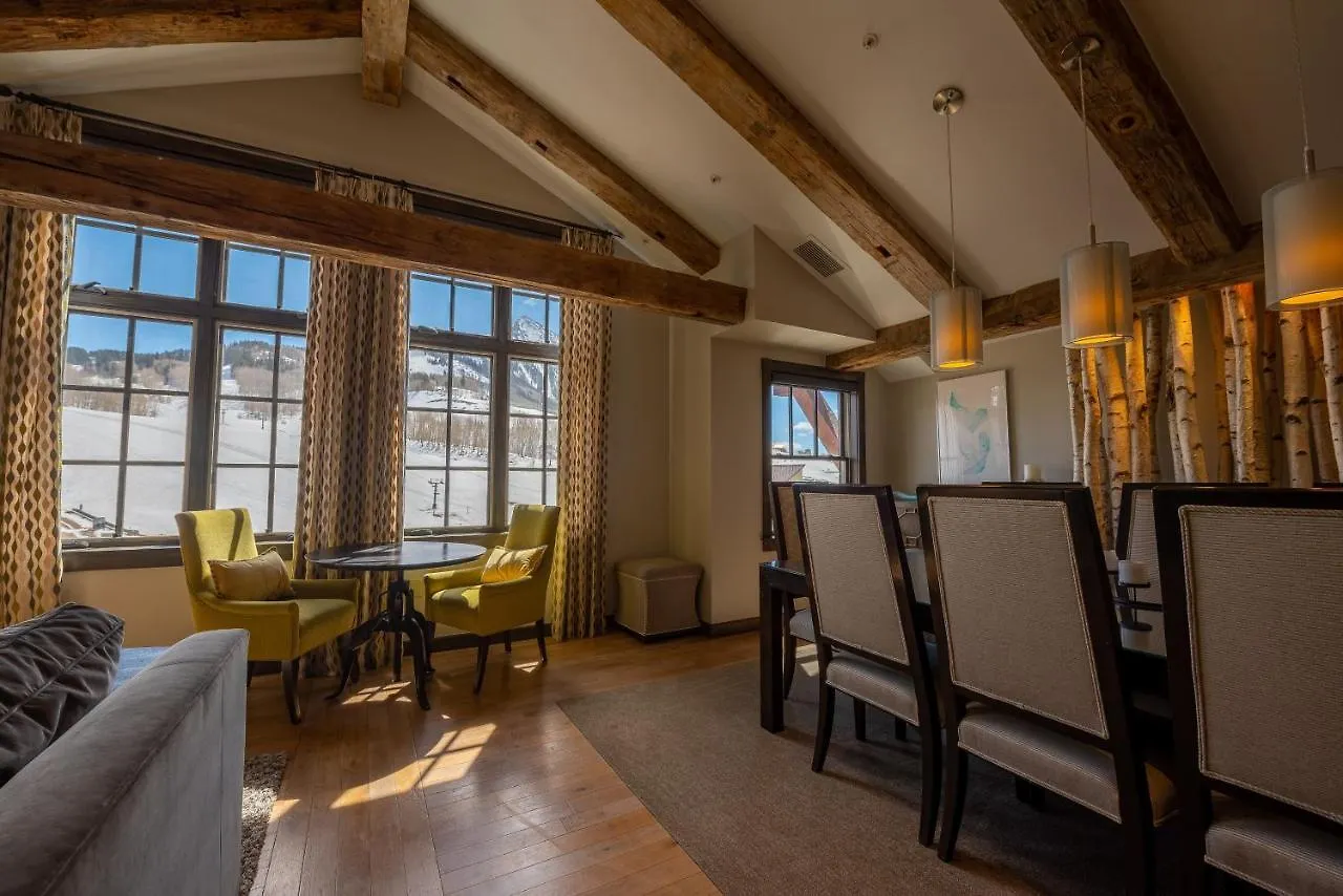 Apartment Three Bedroom Mountain Chic 6th Floor Penthouse With Amazing View *