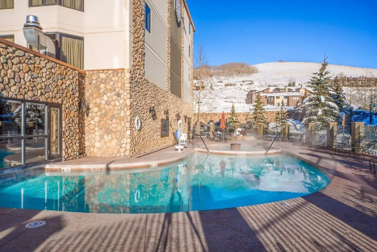 Grand In The Heart Of Mt Apartment