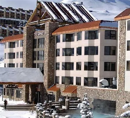 The Grand And Hotel