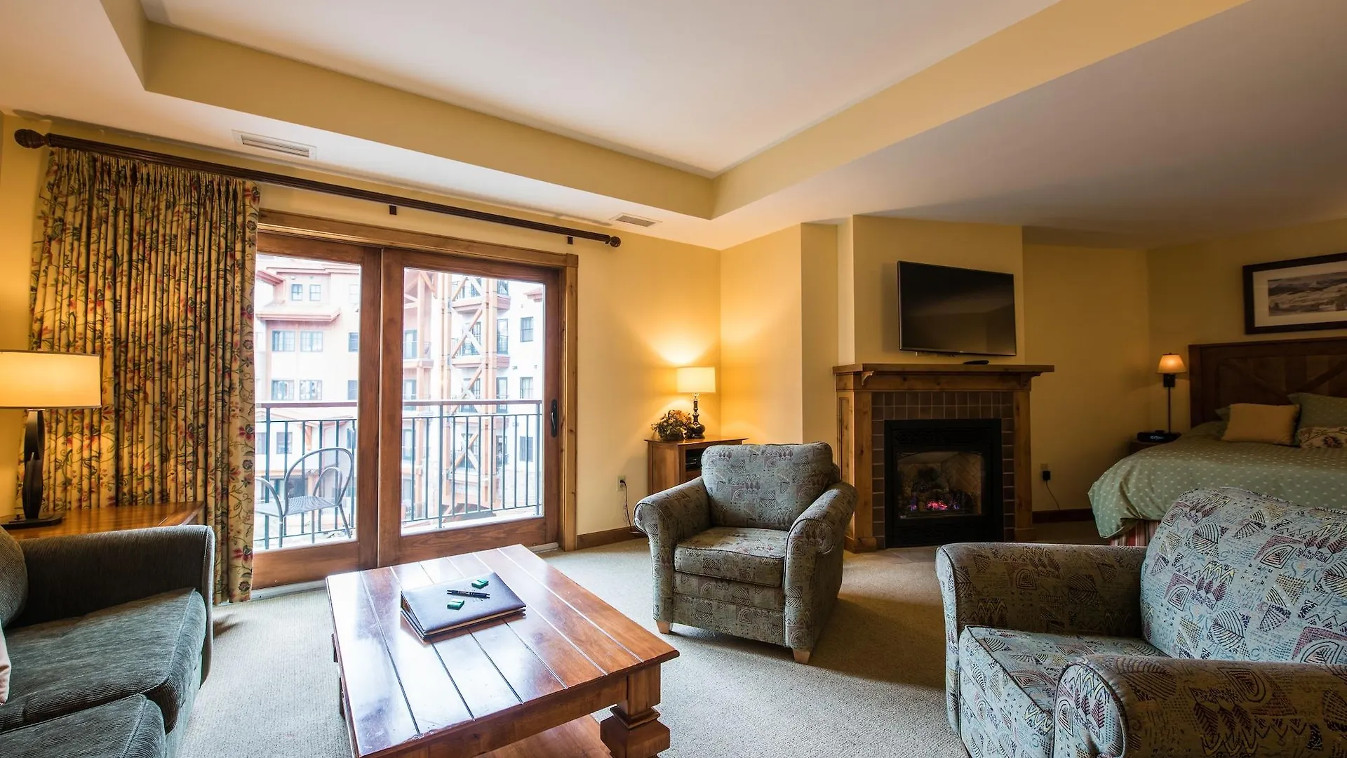 The At Mountaineer Square Mount Crested Butte
