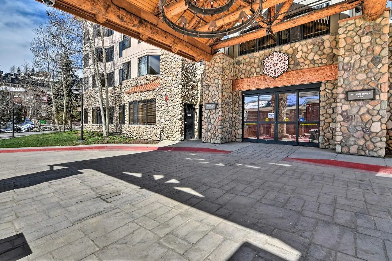 Cozy Colorado Near Slopes