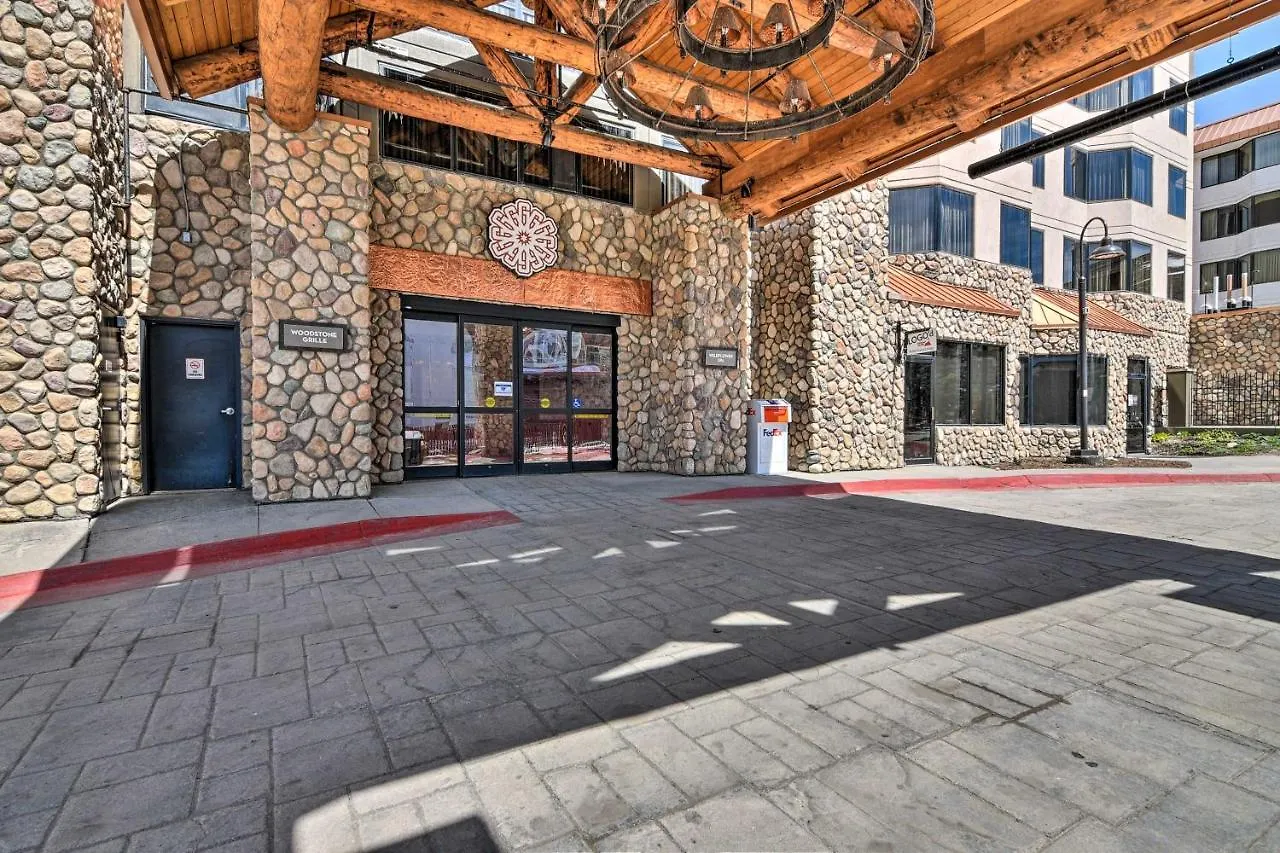 Cozy Colorado Near Slopes Apartment