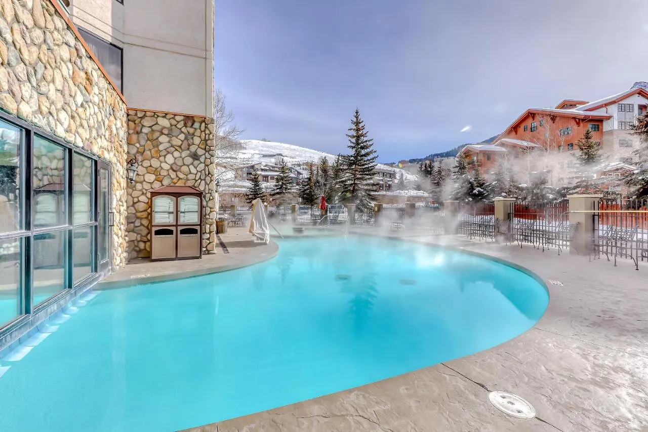 Butte Beauty Hotel *