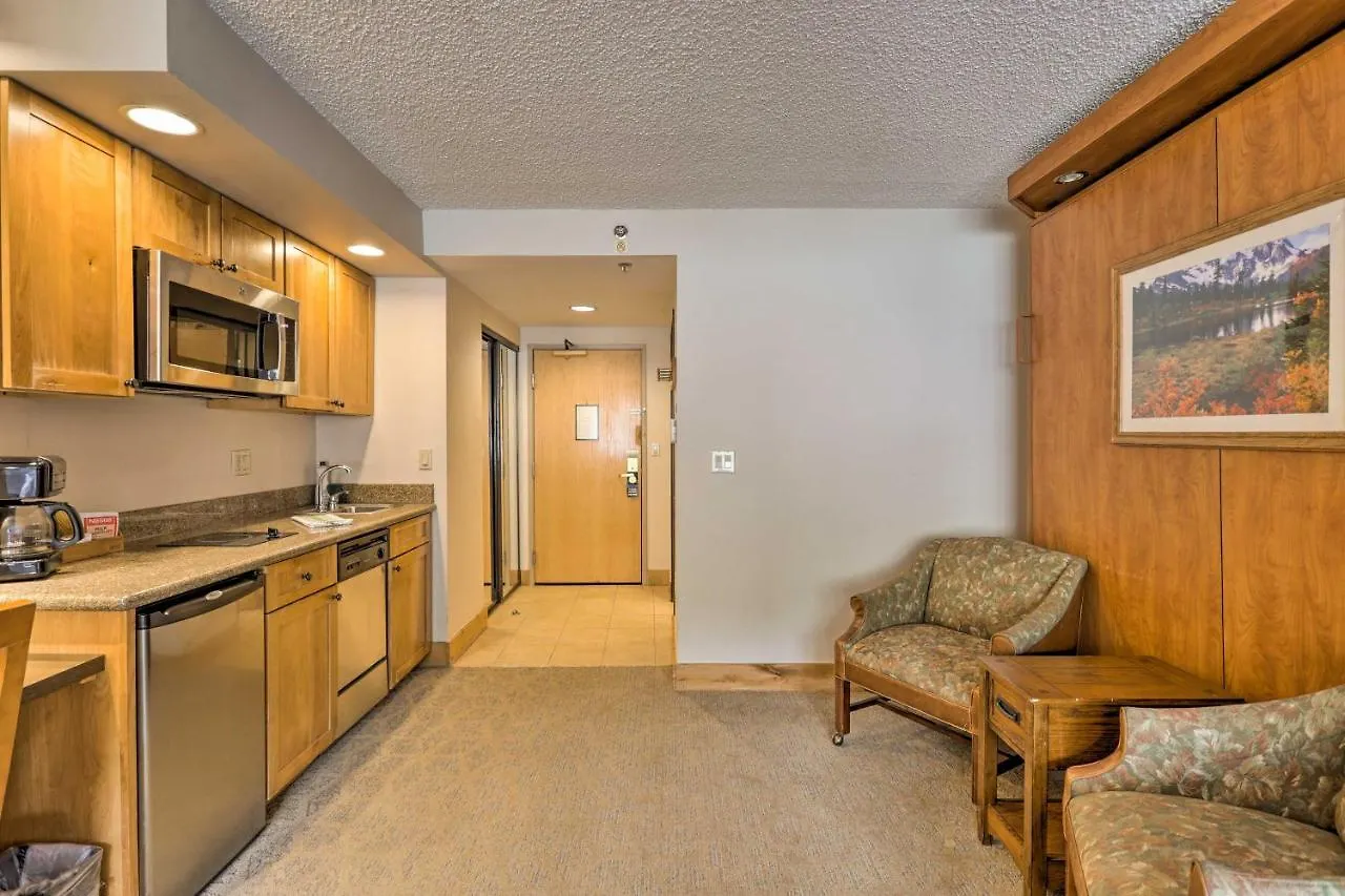 With Community Hot Tub And Pool! Crested Butte