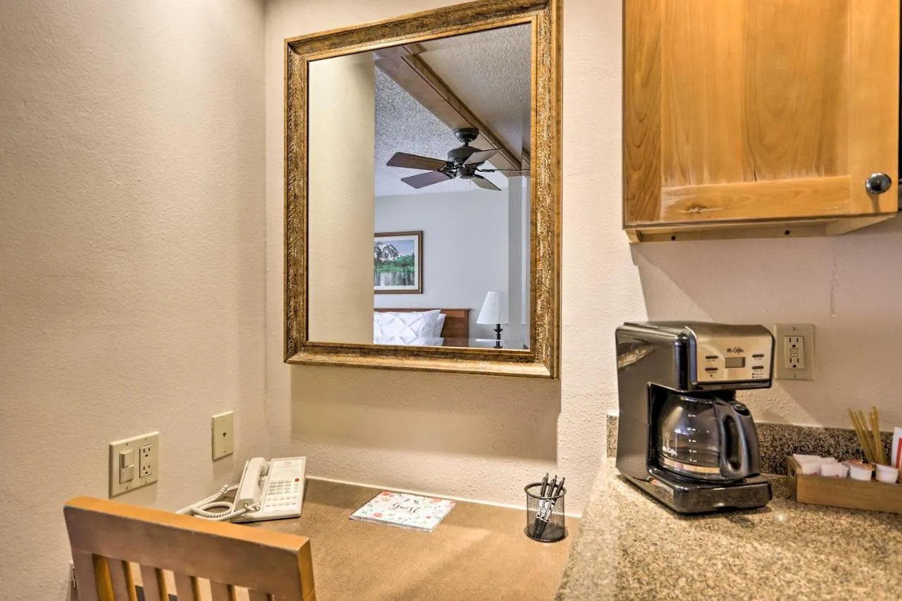 With Community Hot Tub And Pool! Apartment *