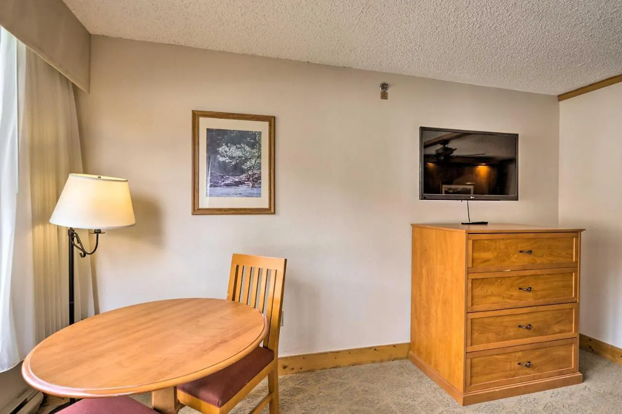 With Community Hot Tub And Pool! Apartment *