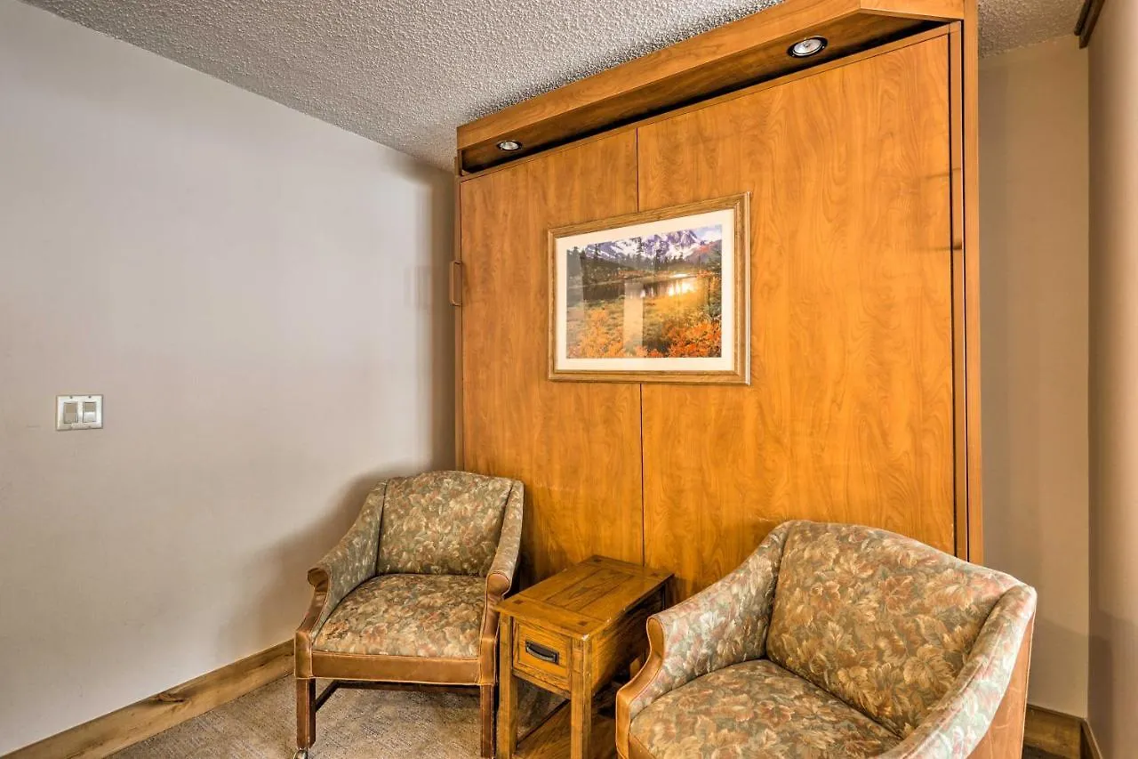 With Community Hot Tub And Pool! Crested Butte