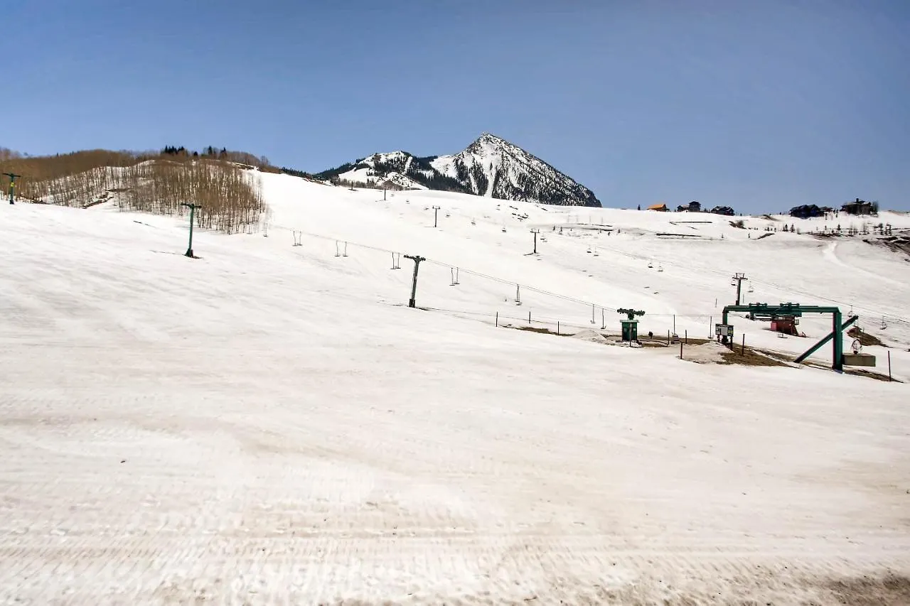 Apartment Ski-in Ski-out 2 Bedroom Condo- Sleeps 6 People Crested Butte