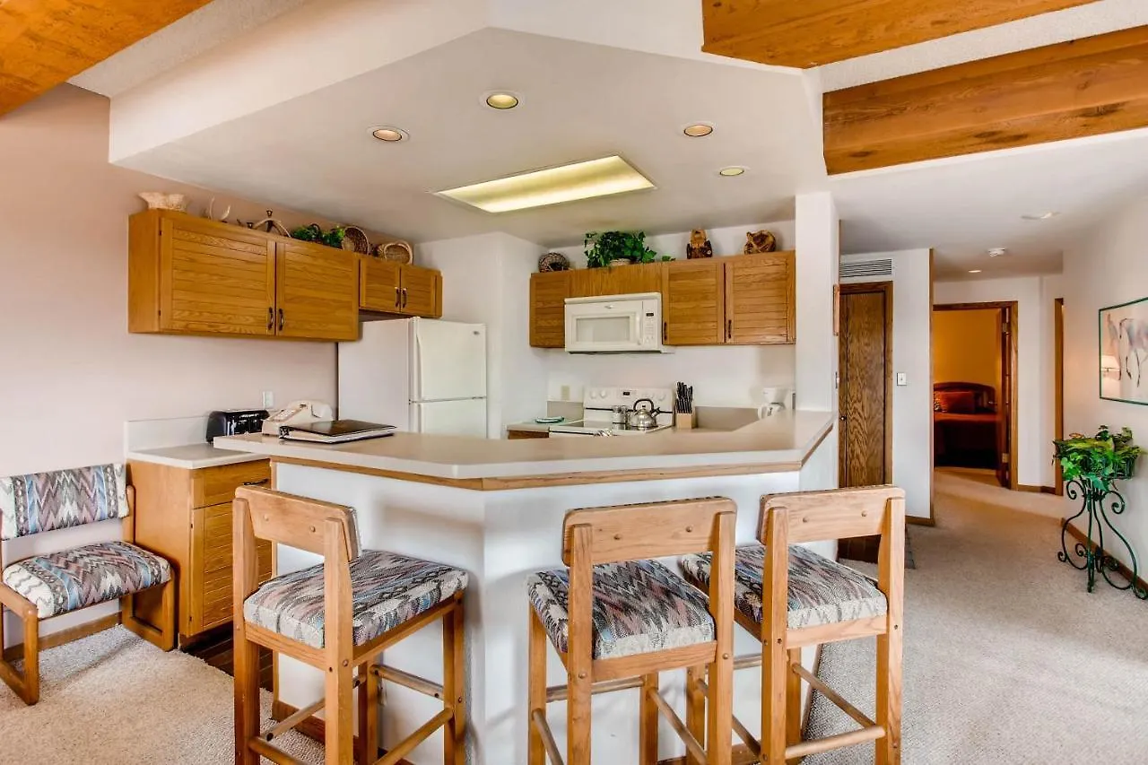 Apartment 2 Bedroom Sleeps 5 People With Mountain Views