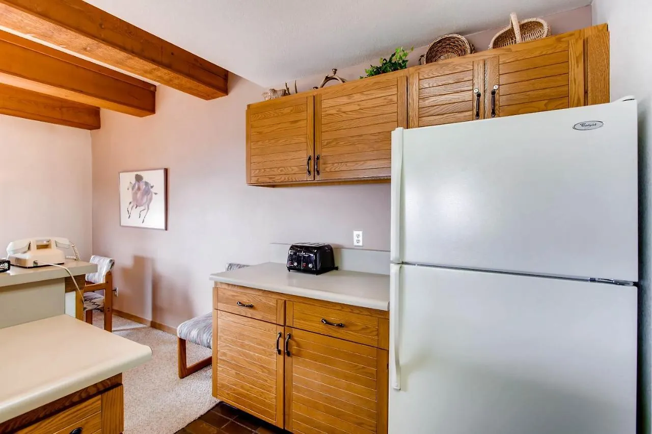 2 Bedroom Sleeps 5 People With Mountain Views *