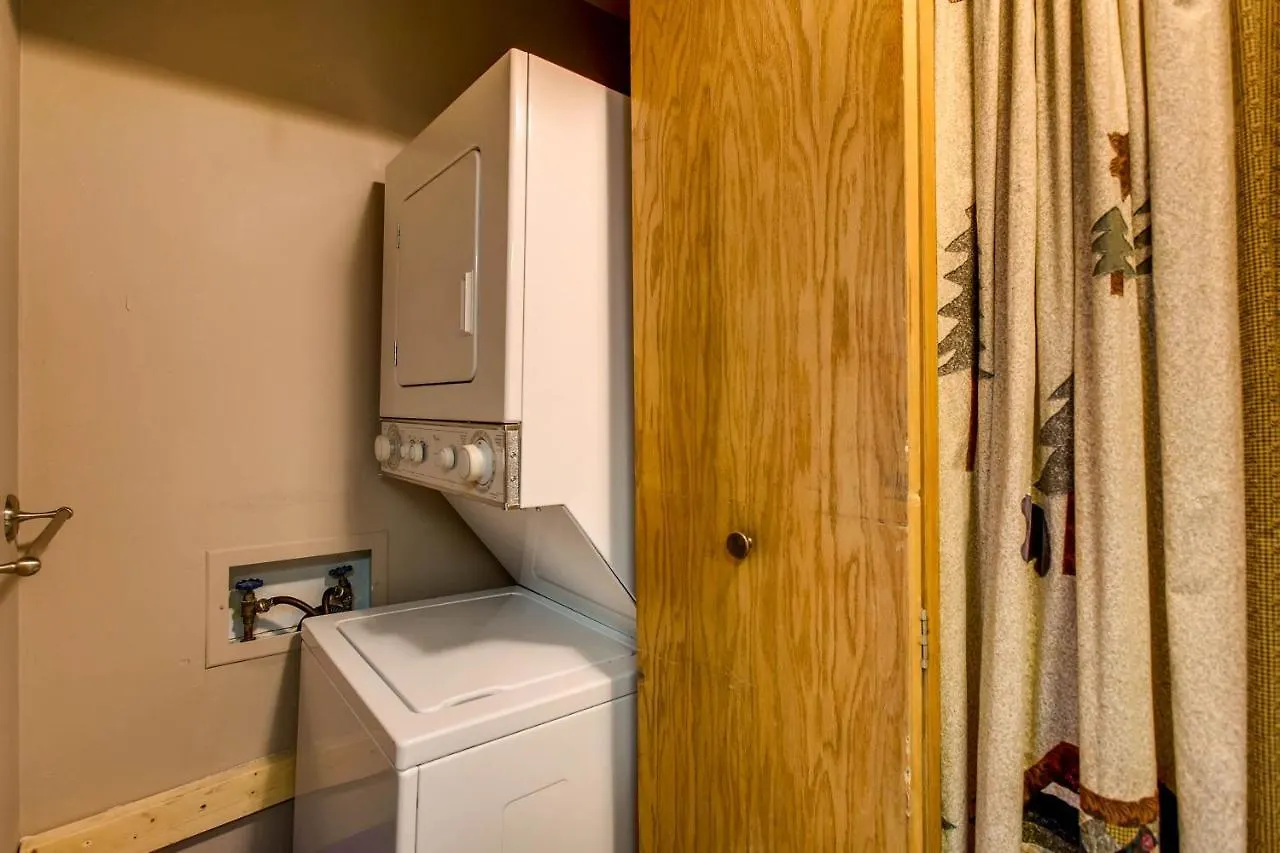 Apartment Updated 1 Bedroom - Ski-in Ski-out Access Crested Butte