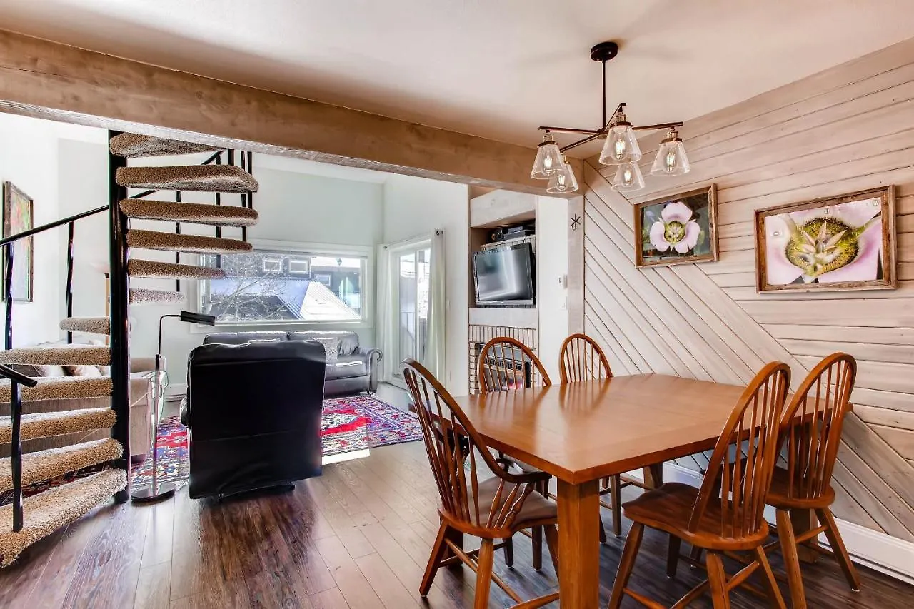 Apartment Amazing 2 Bedroom With Balcony And Views Crested Butte
