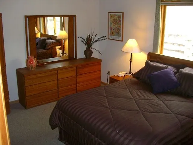 West Elk By 3* Crested Butte