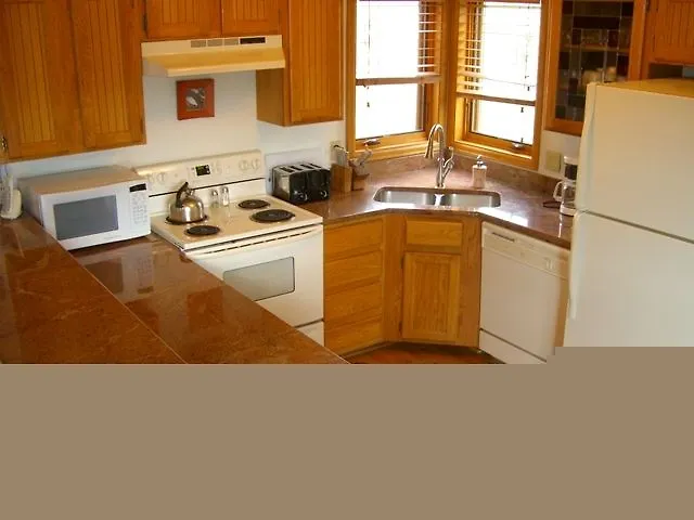 West Elk By Hotel 3*