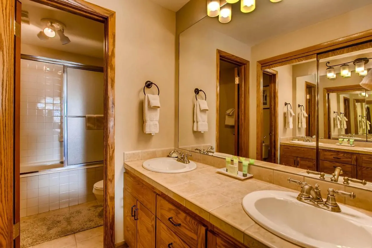 2br 2ba With Spectacular Mountain Views Crested Butte