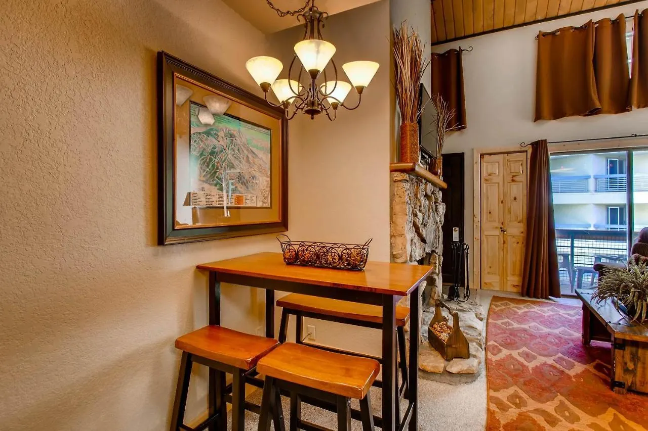 Tastefully Decorated Emmons * Crested Butte
