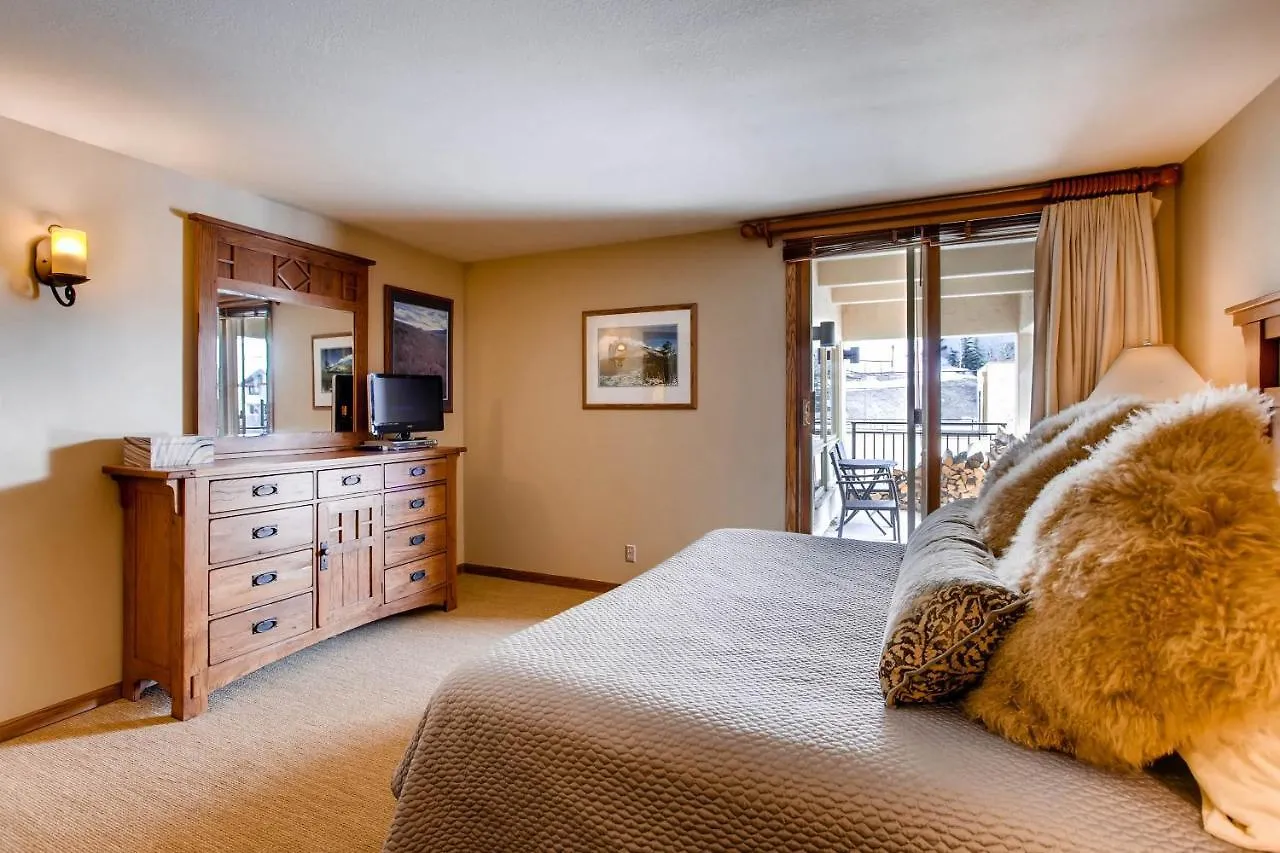 2br 2ba With Spectacular Mountain Views Apartment *